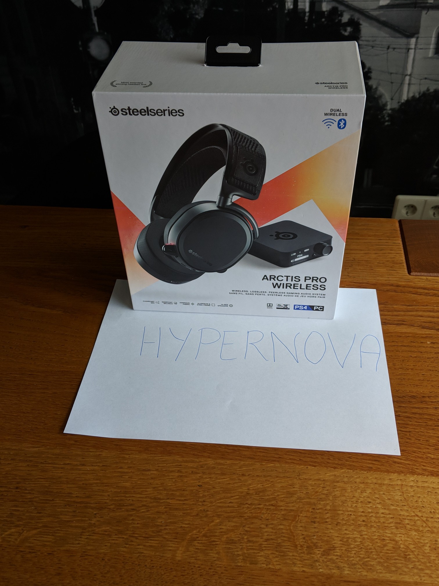 SteelSeries Arctis Pro Wireless Serial