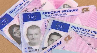 Czech Republic PSD Pack ( ID, DL, Pass, Bill )