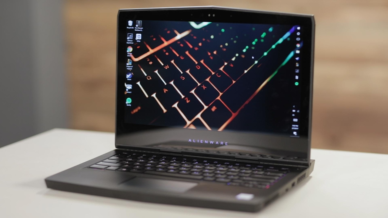 Dell Alienware 13 R3 Serial